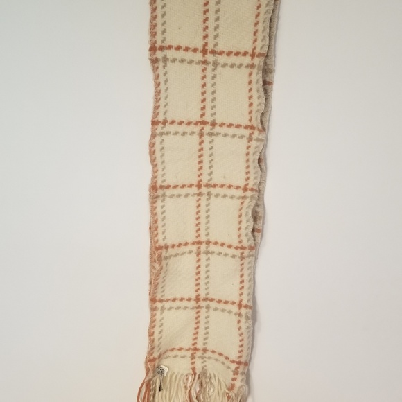 Banana Republic scarf - Picture 3 of 4